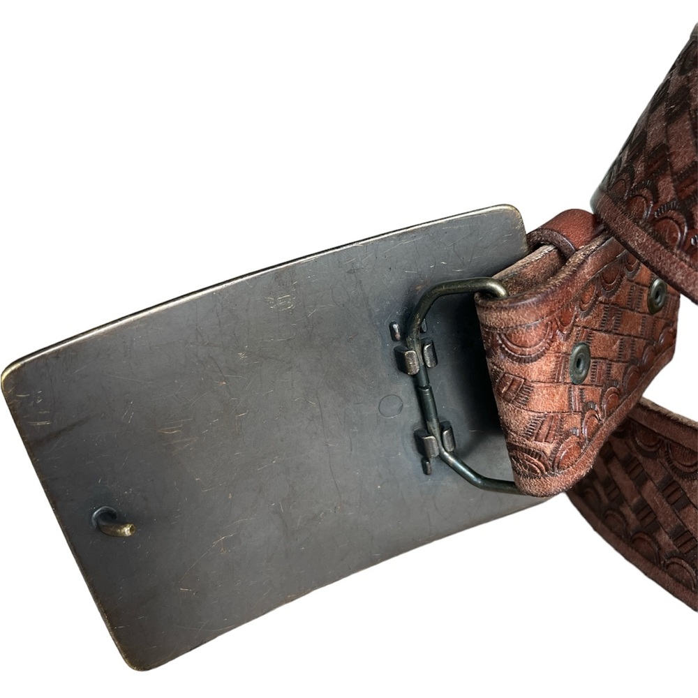 Fossil Tooled Brown Leather Belt with Dark Metal Buckle - Picture 4 of 10